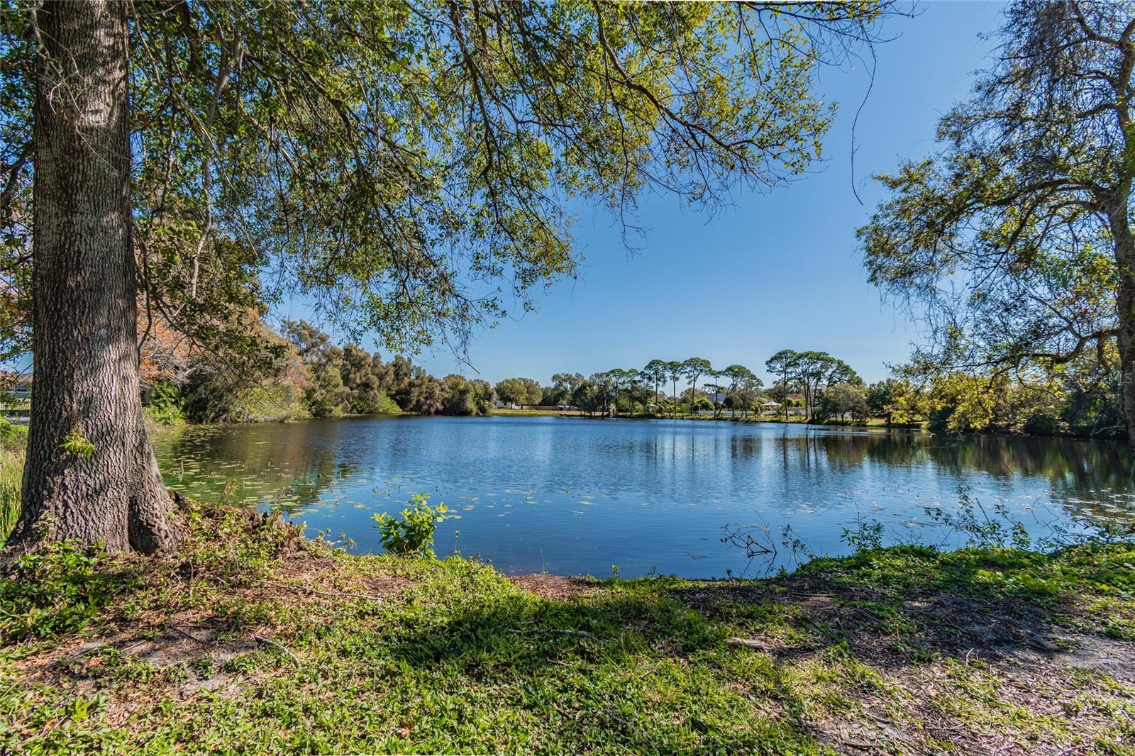 RANCH LAKE ESTATES - Land