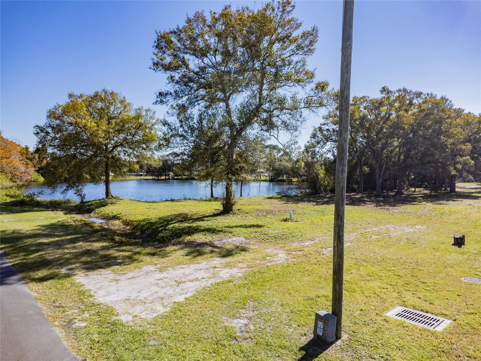 RANCH LAKE ESTATES - Land