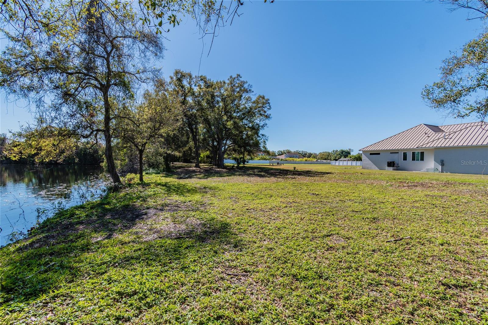 RANCH LAKE ESTATES - Land