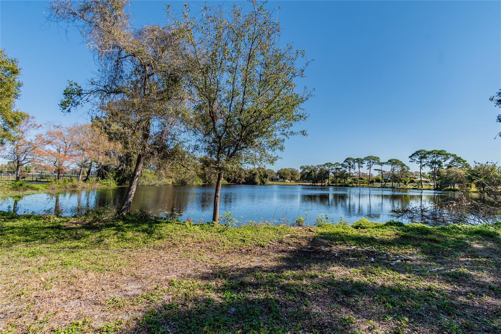 RANCH LAKE ESTATES - Land