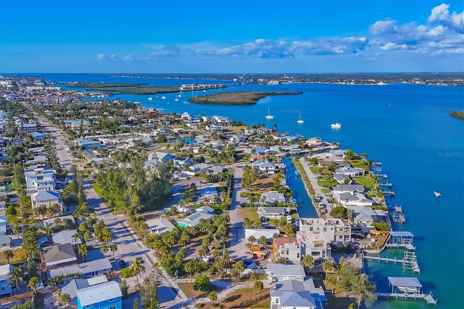 ENGLEWOOD SHORES - Residential