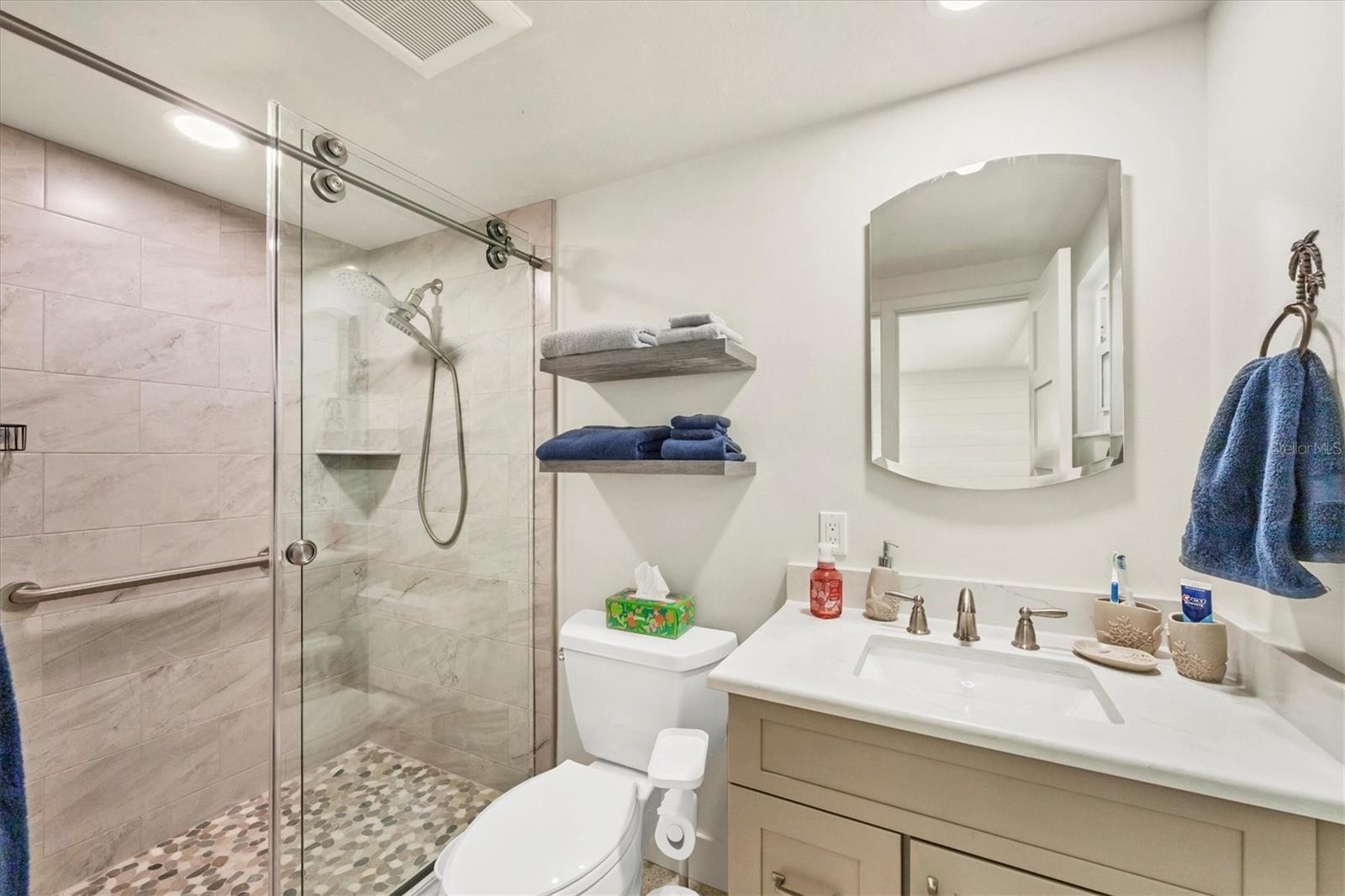 ENGLEWOOD SHORES - Residential