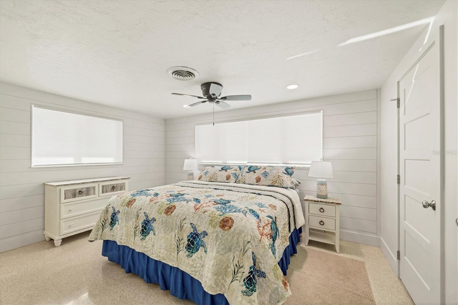 ENGLEWOOD SHORES - Residential