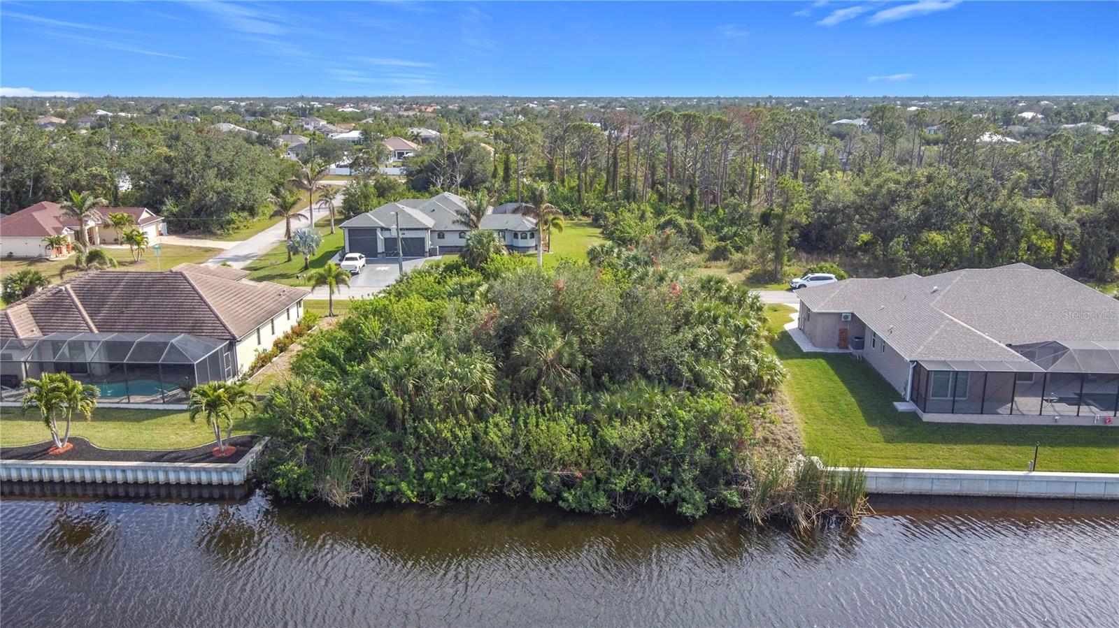 SANTA LUCIA ESTATES - Land