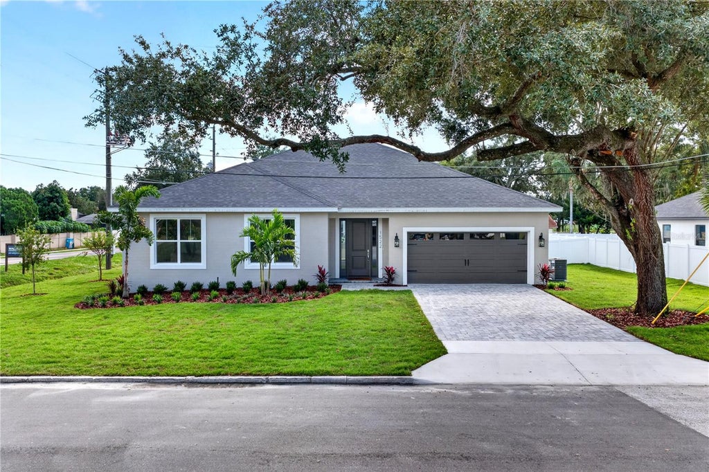 Photo of 1522 Sawyerwood Avenue, Orlando, FL 32809 (MLS # O6450462)