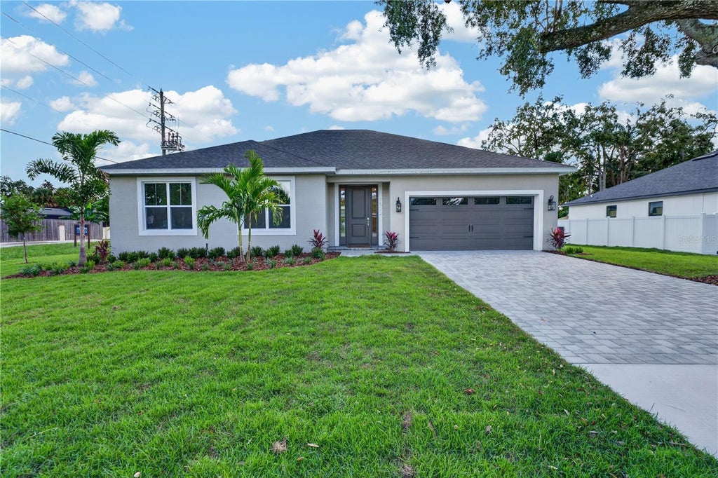 Photo of 1522 Sawyerwood Avenue, Orlando, FL 32809 (MLS # O6450462)