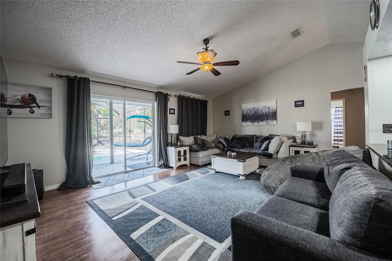 BRIARGROVE FIRST ADD - Residential
