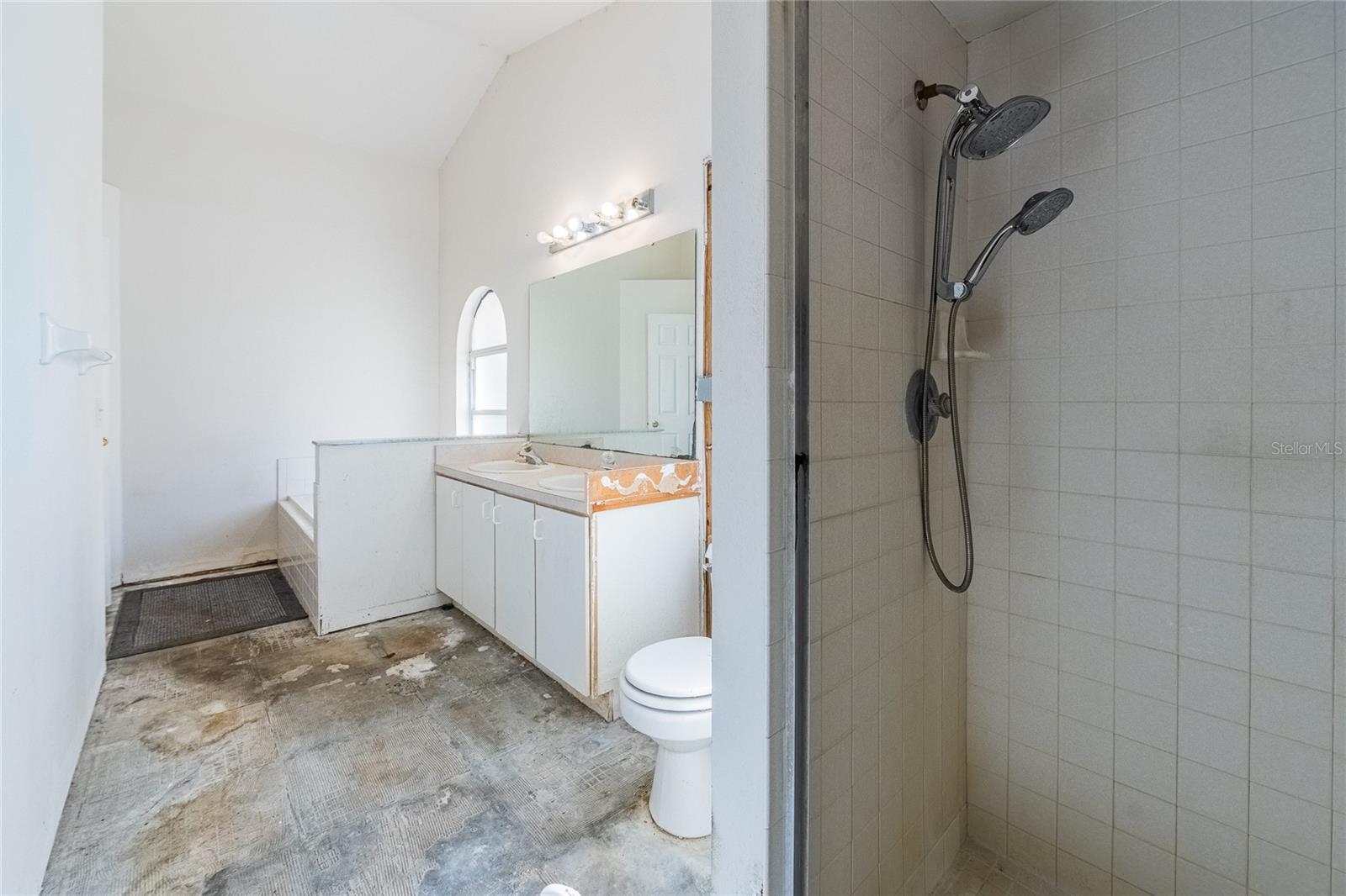 BRIARGROVE FIRST ADD - Residential