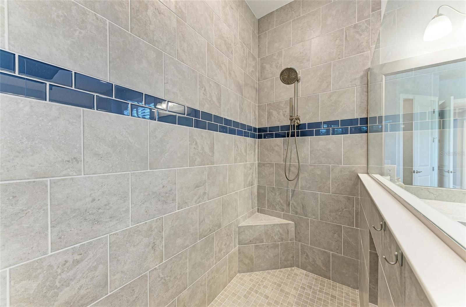 TOSCANA ISLES - Residential