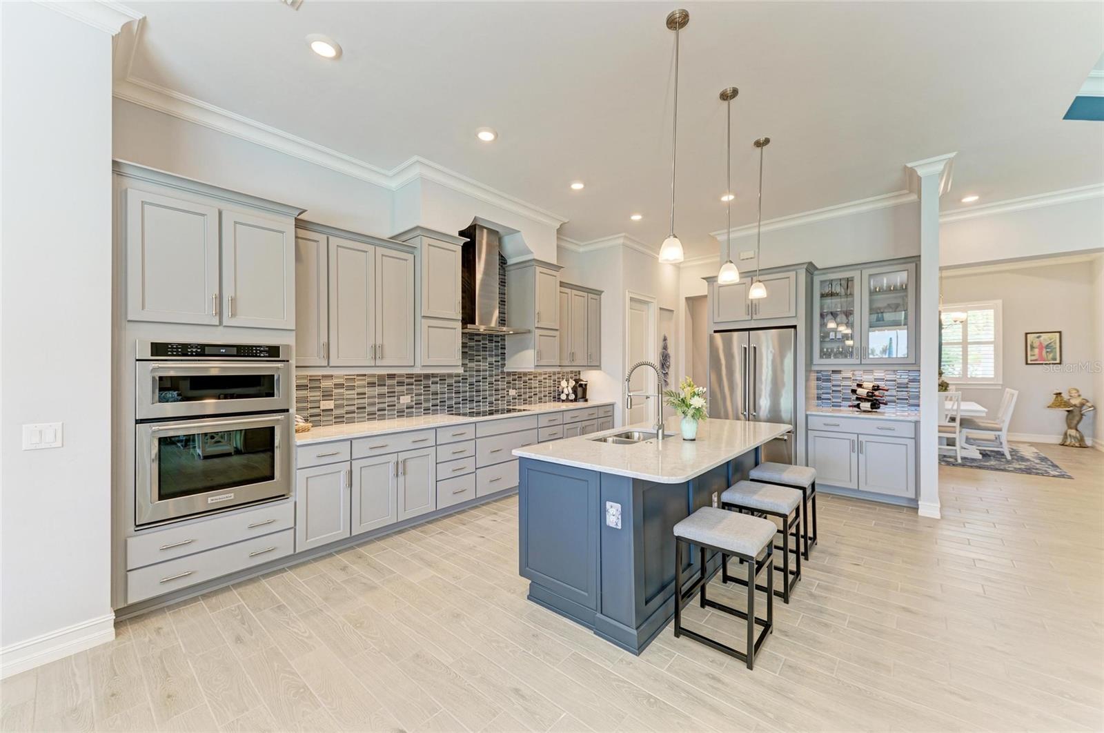 TOSCANA ISLES - Residential