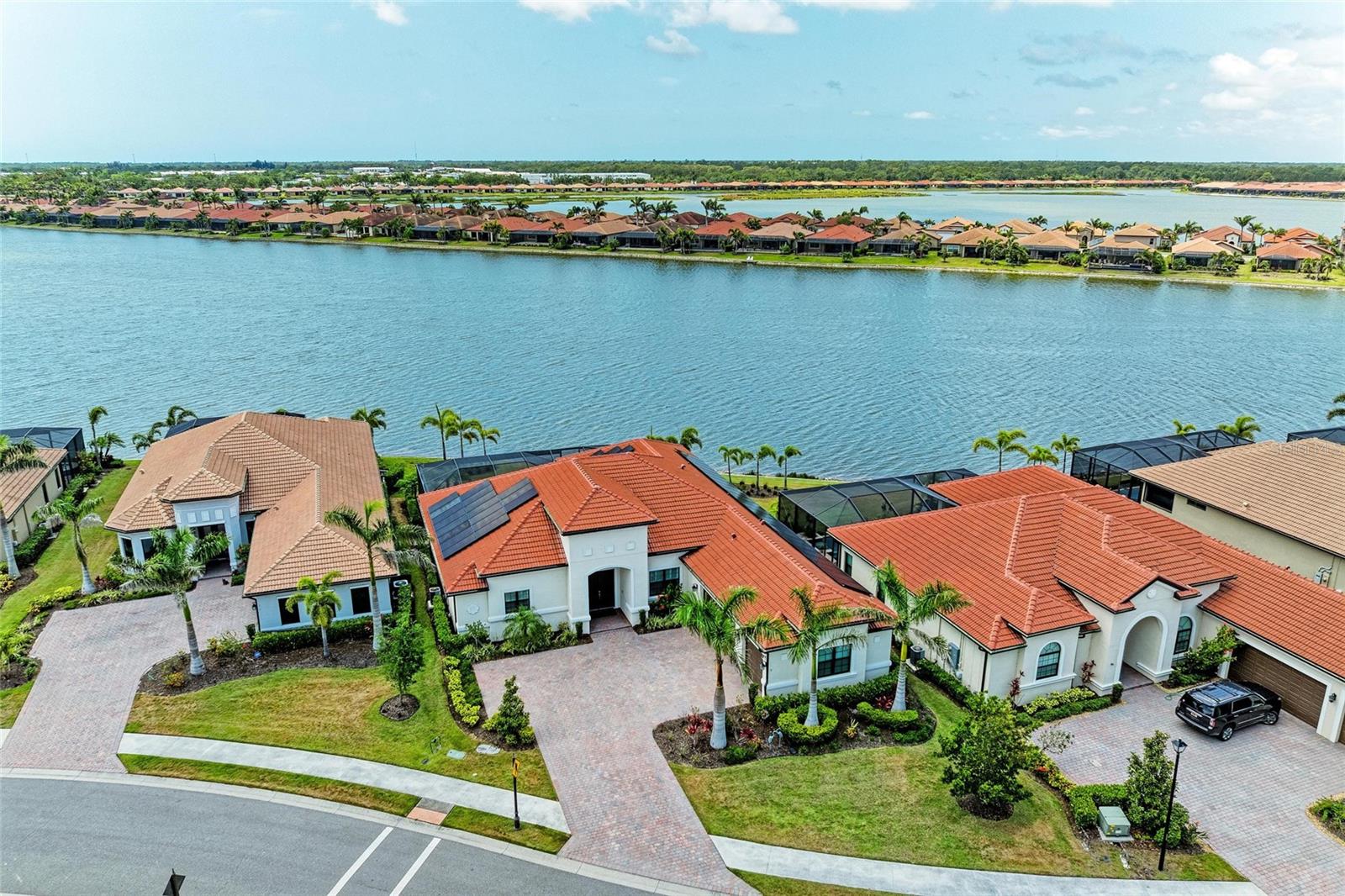 TOSCANA ISLES - Residential