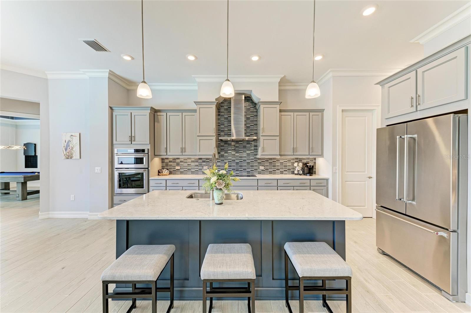 328 MARAVIYA BOULEVARD