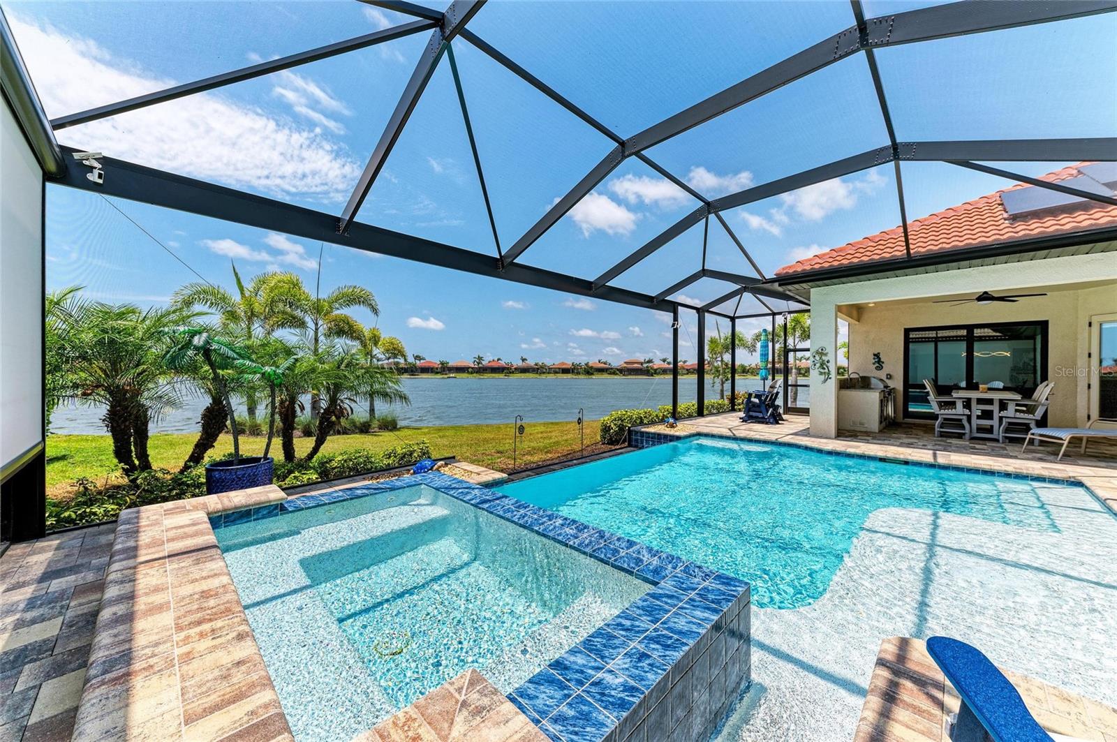 TOSCANA ISLES - Residential