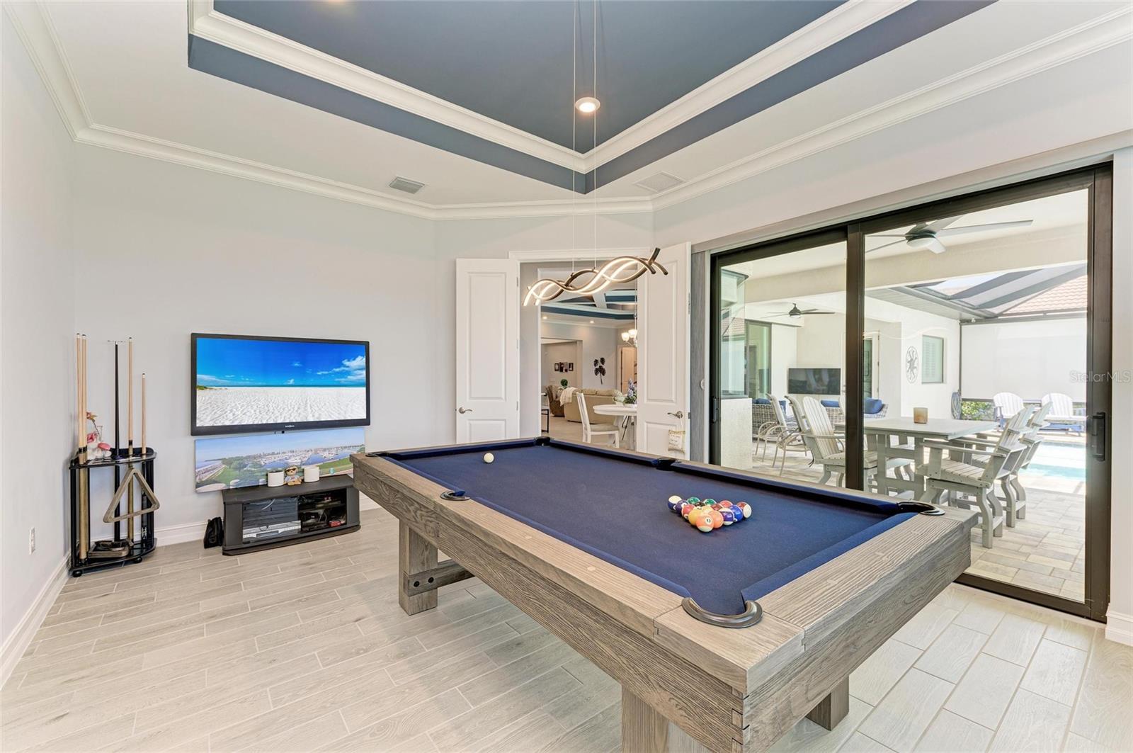 TOSCANA ISLES - Residential