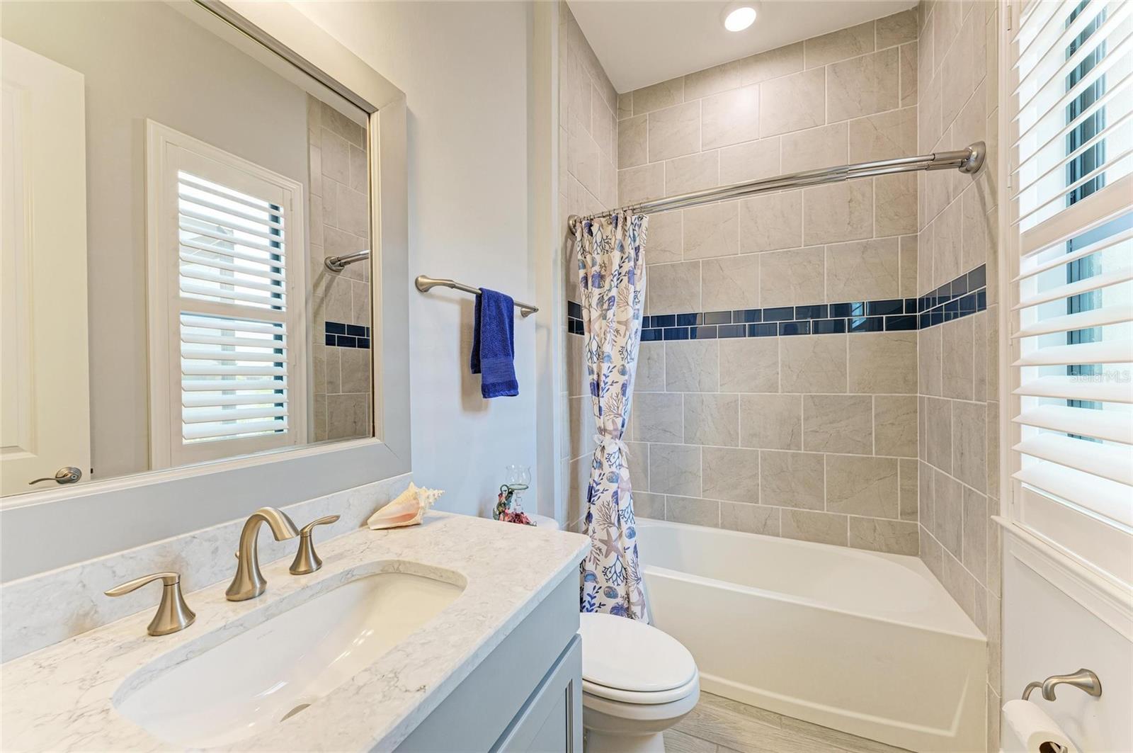 TOSCANA ISLES - Residential