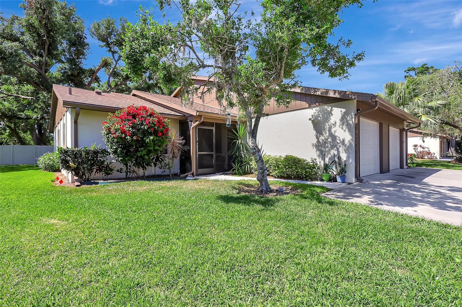4722 OAK HILL LANE 44
