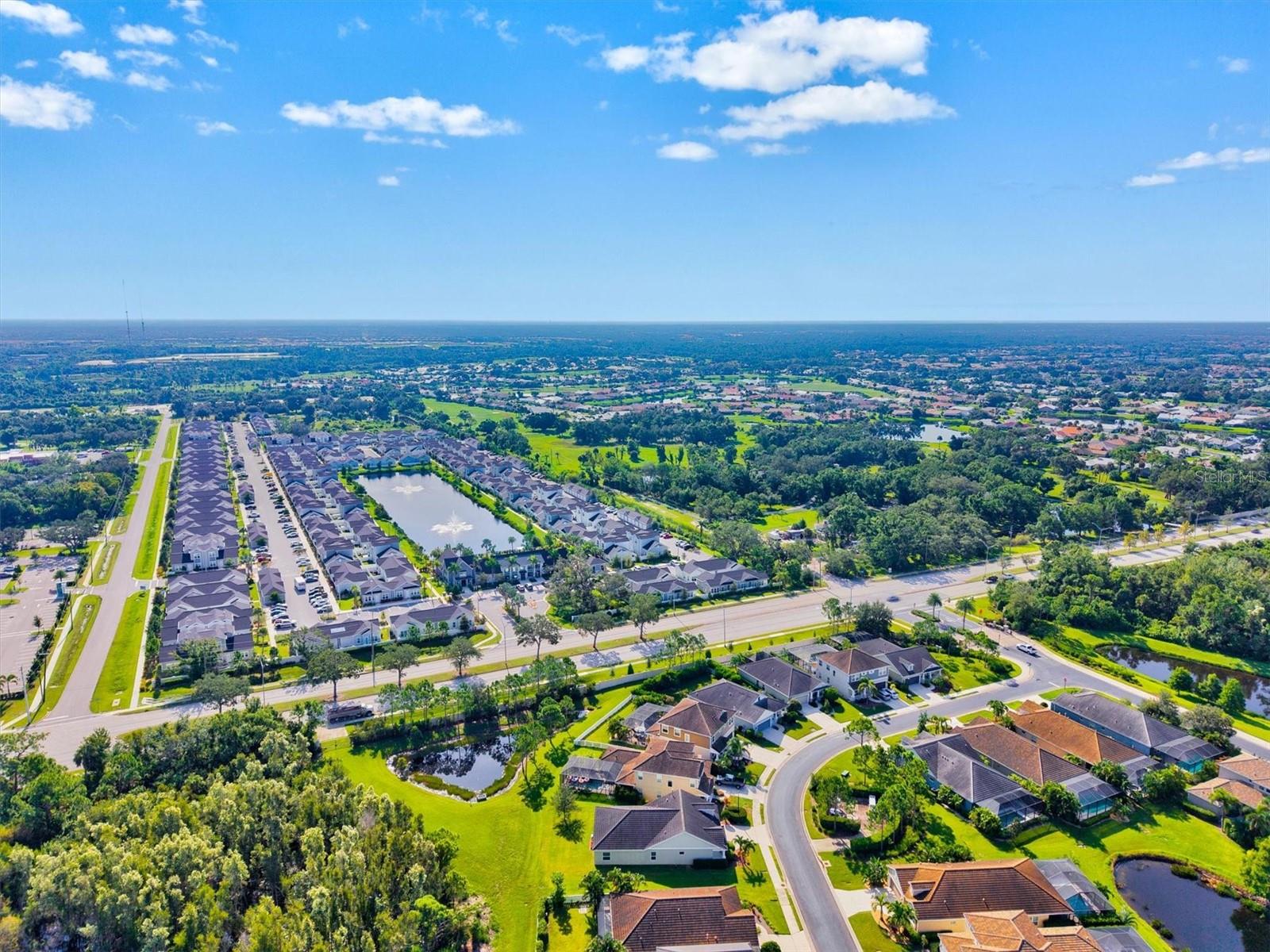WINDWOOD - Residential