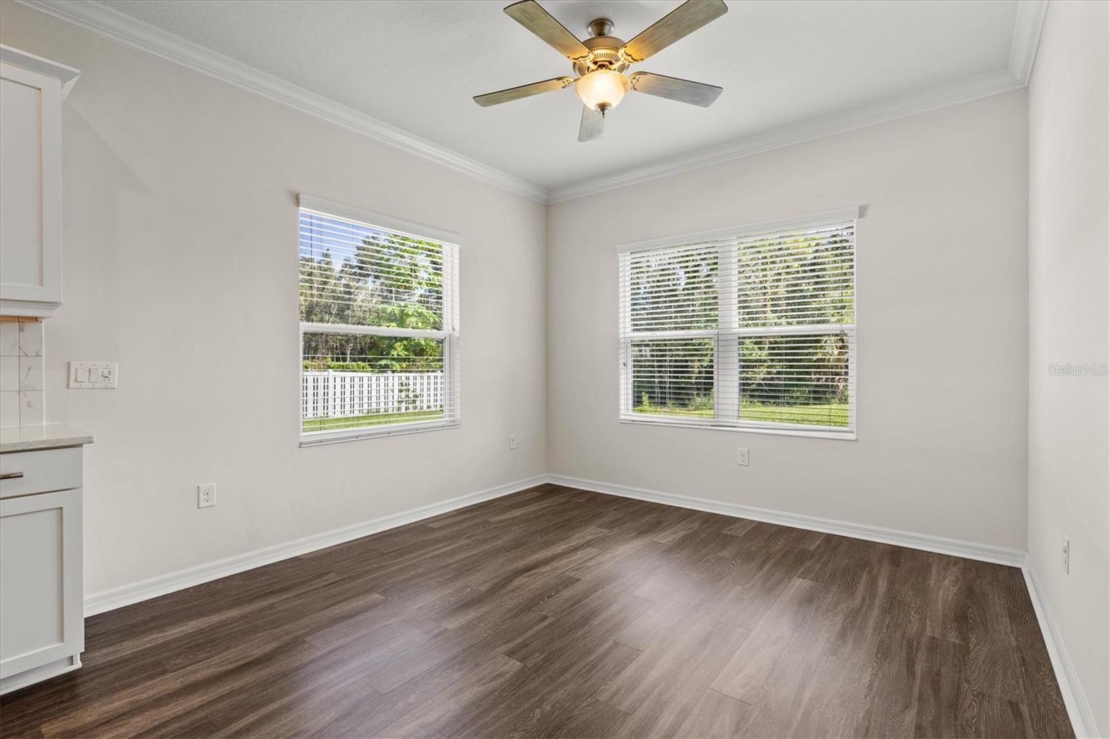 WINDWOOD - Residential