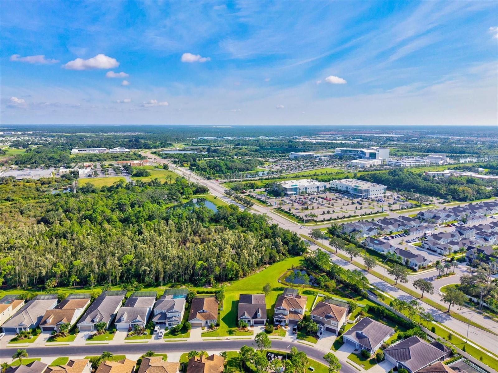 WINDWOOD - Residential
