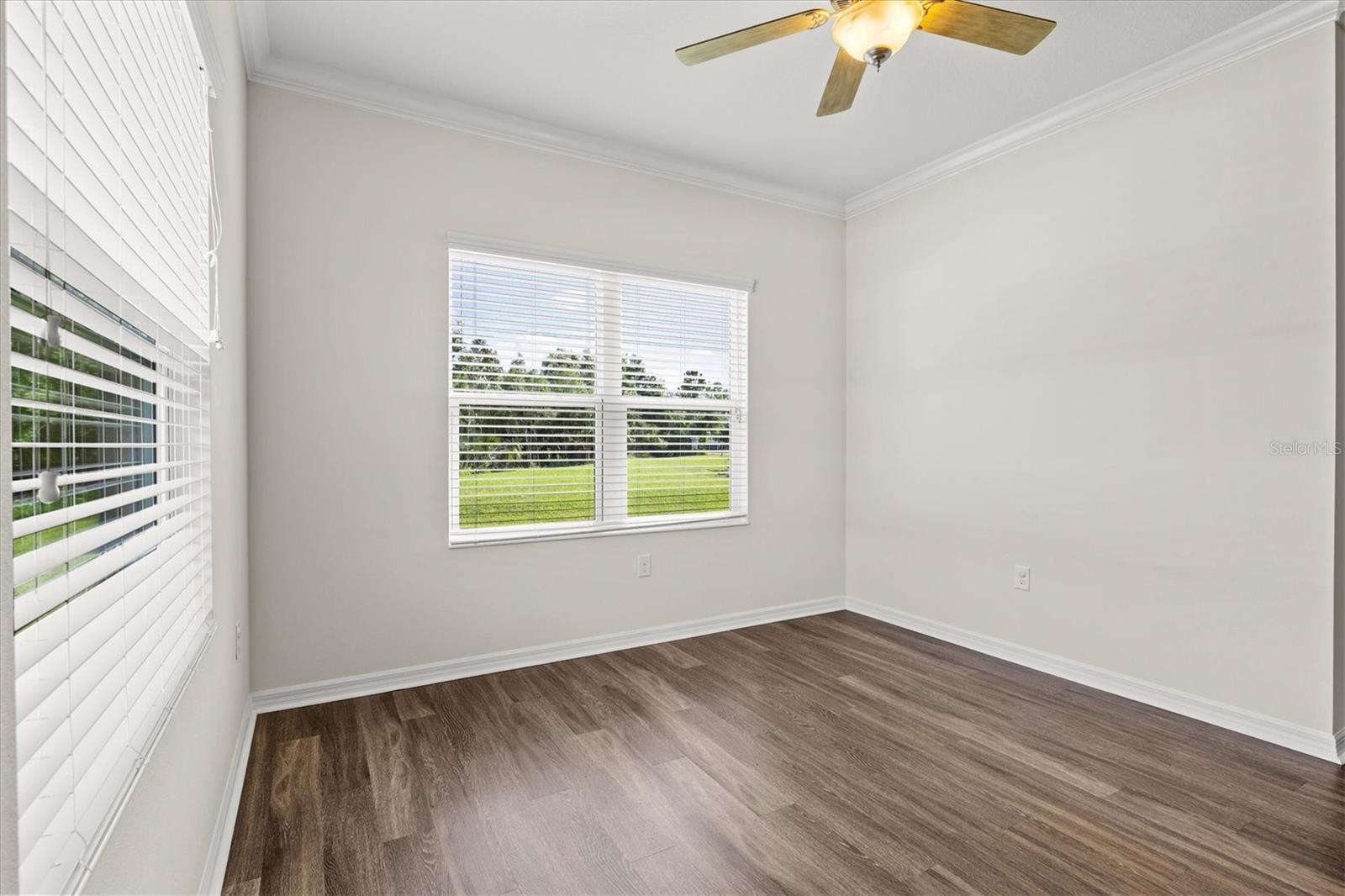 WINDWOOD - Residential