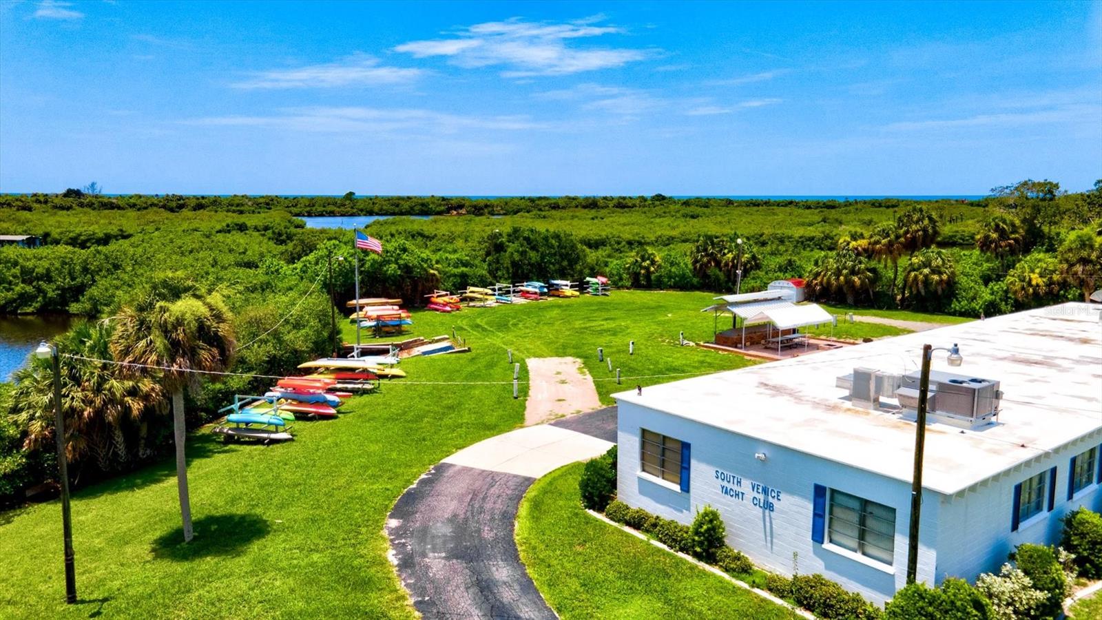 WINDWOOD - Residential