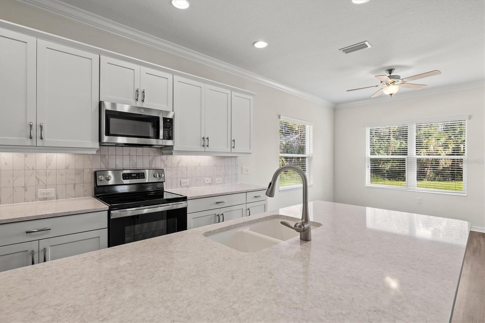 WINDWOOD - Residential
