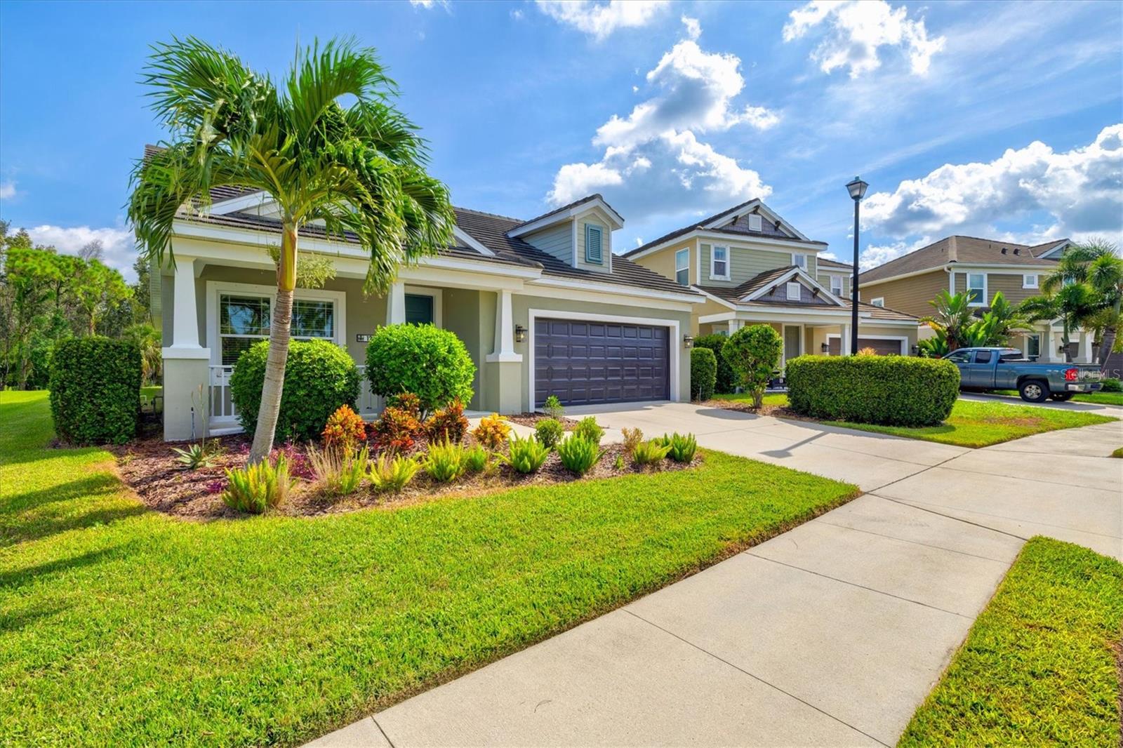 WINDWOOD - Residential