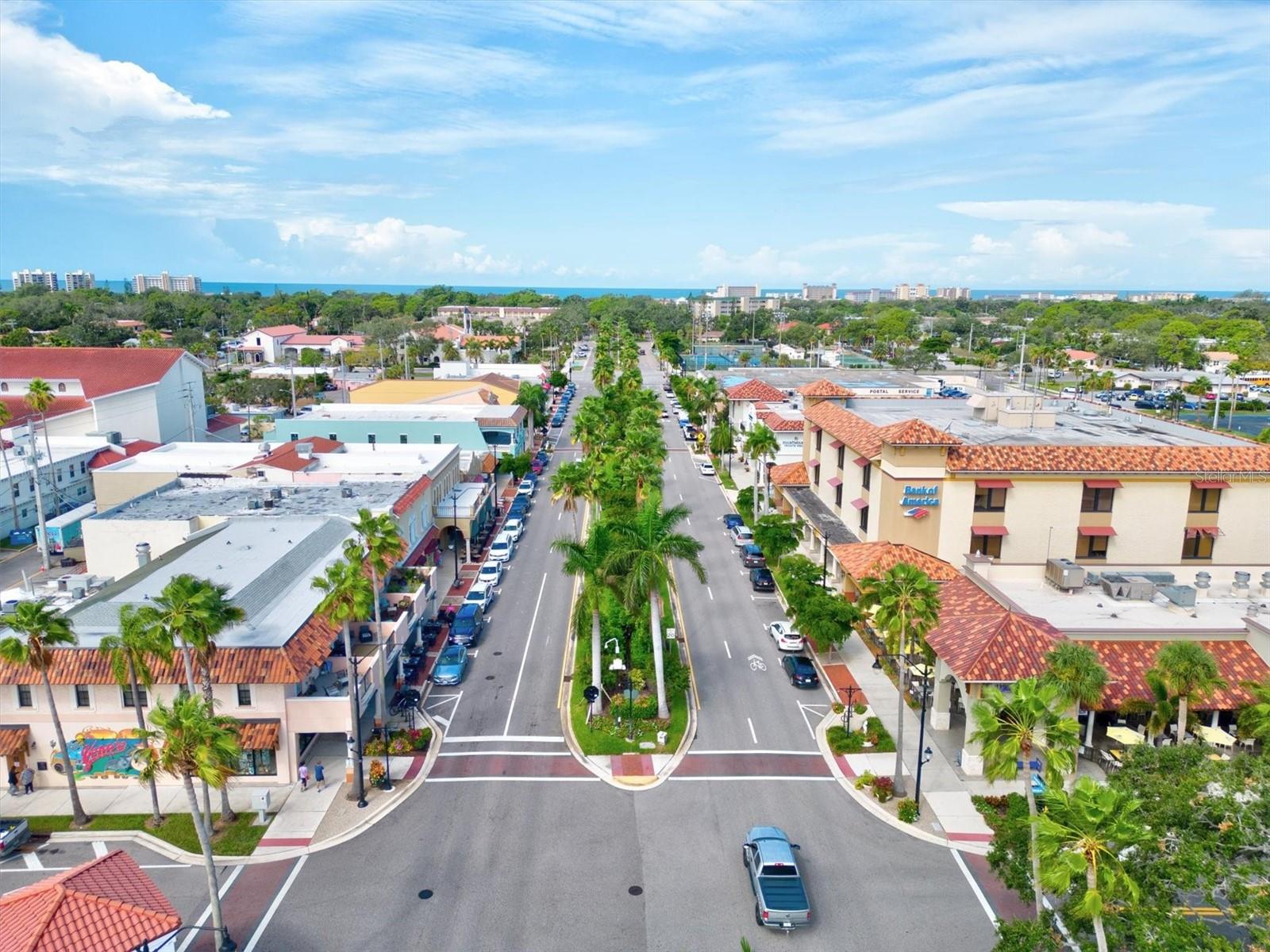 WINDWOOD - Residential