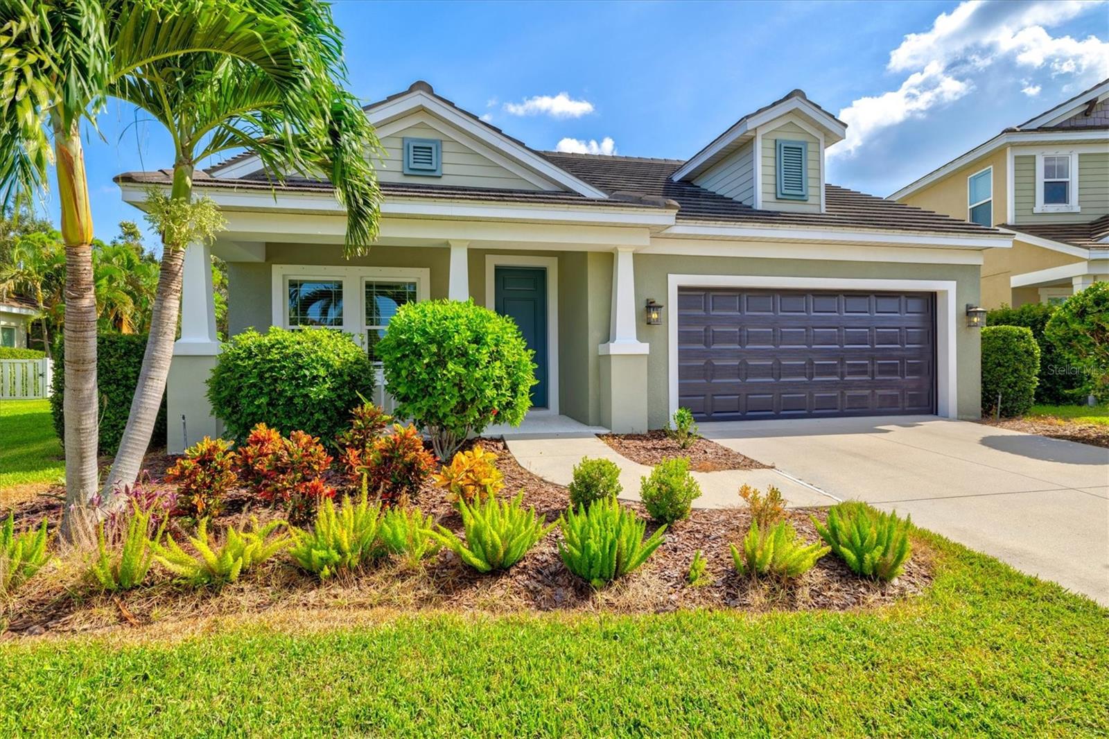 WINDWOOD - Residential