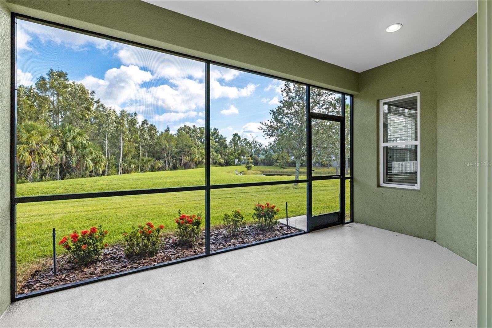 WINDWOOD - Residential