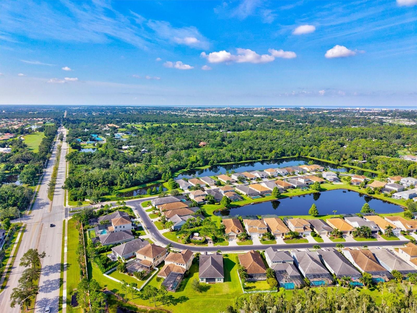 WINDWOOD - Residential