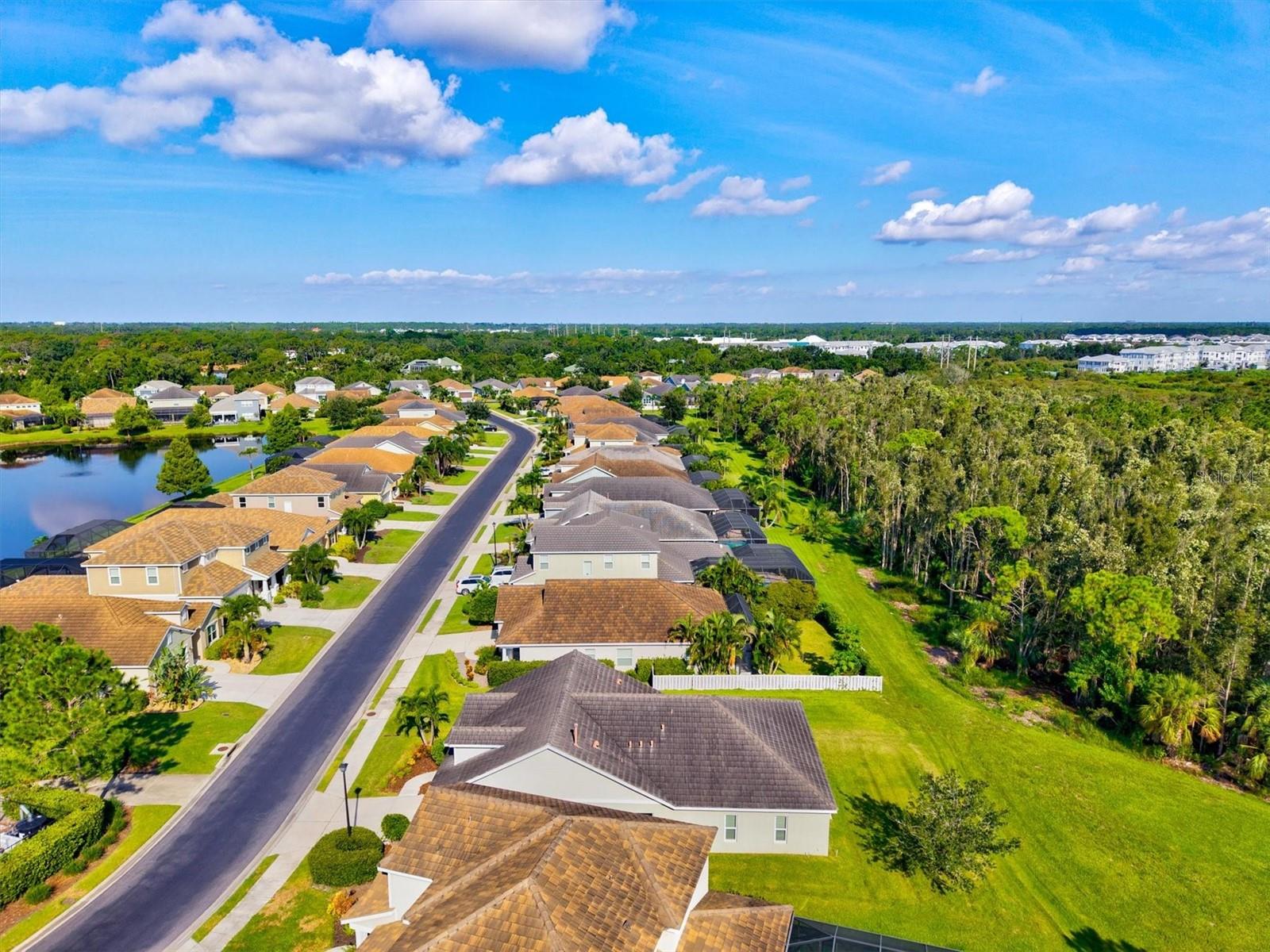 WINDWOOD - Residential