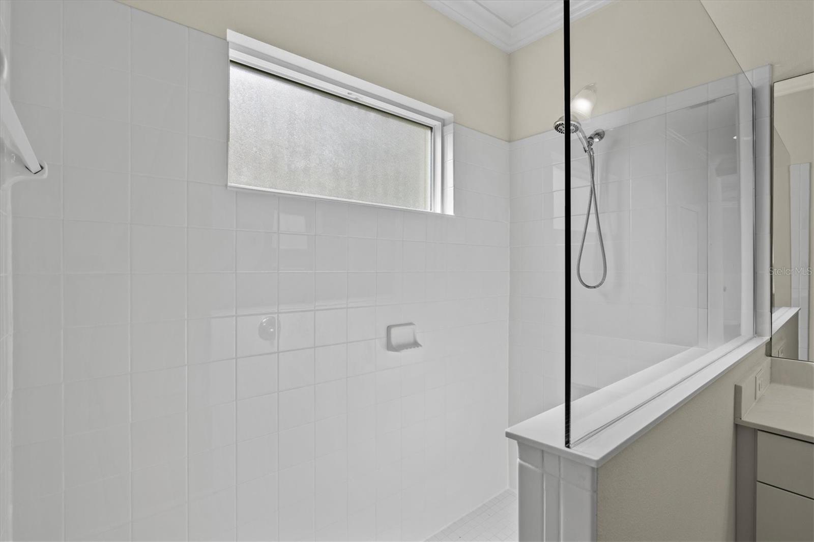 WINDWOOD - Residential