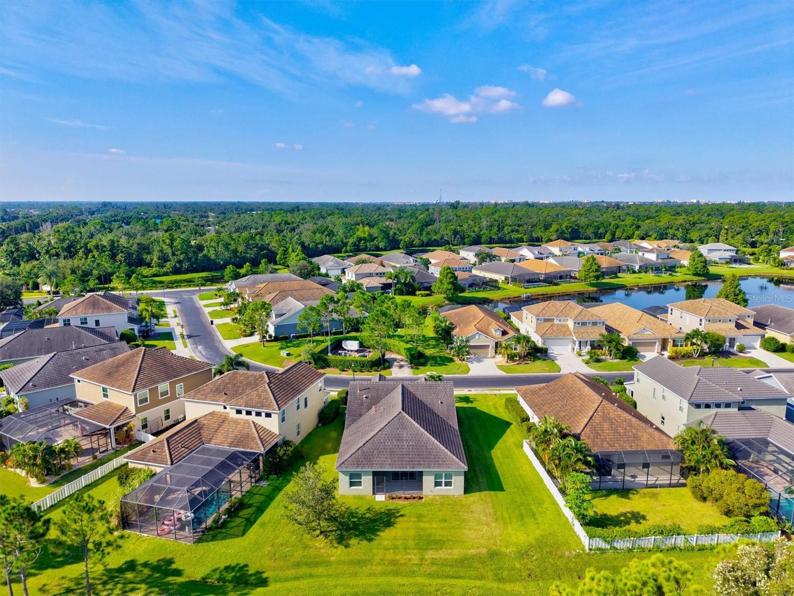 WINDWOOD - Residential