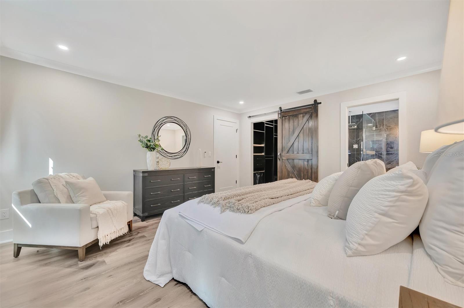 COUNTRY HAVEN LOT 25 - Residential