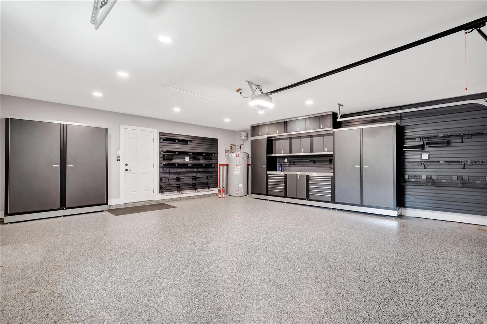 COUNTRY HAVEN LOT 25 - Residential