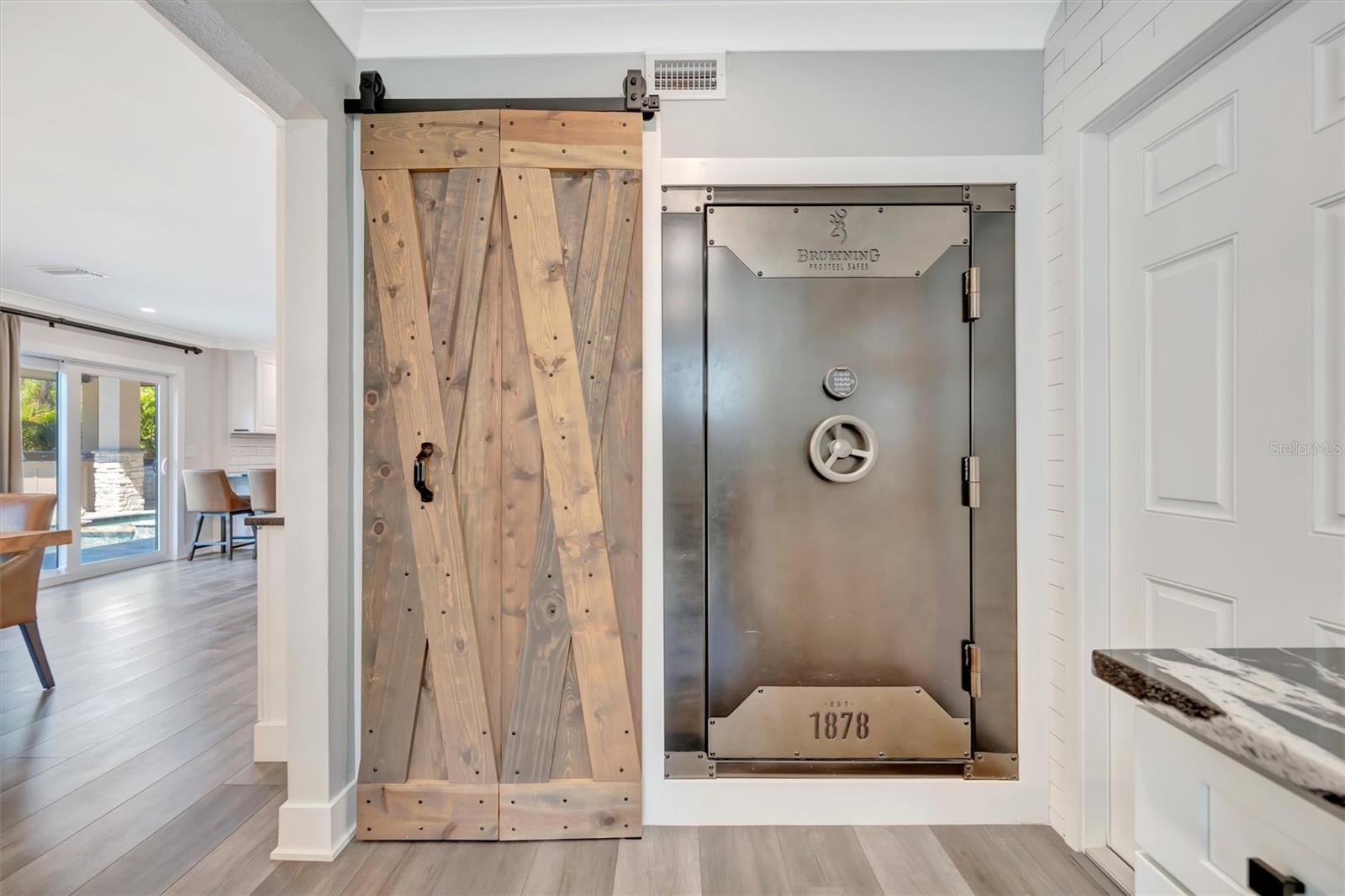 COUNTRY HAVEN LOT 25 - Residential