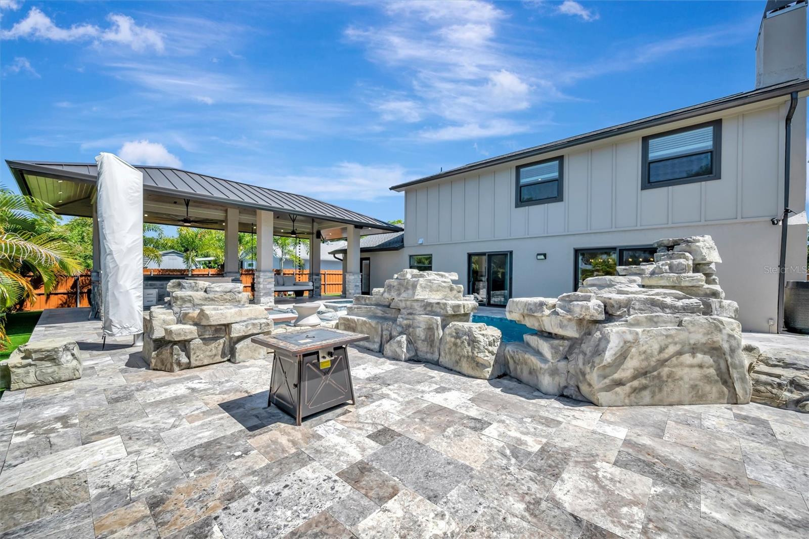 COUNTRY HAVEN LOT 25 - Residential