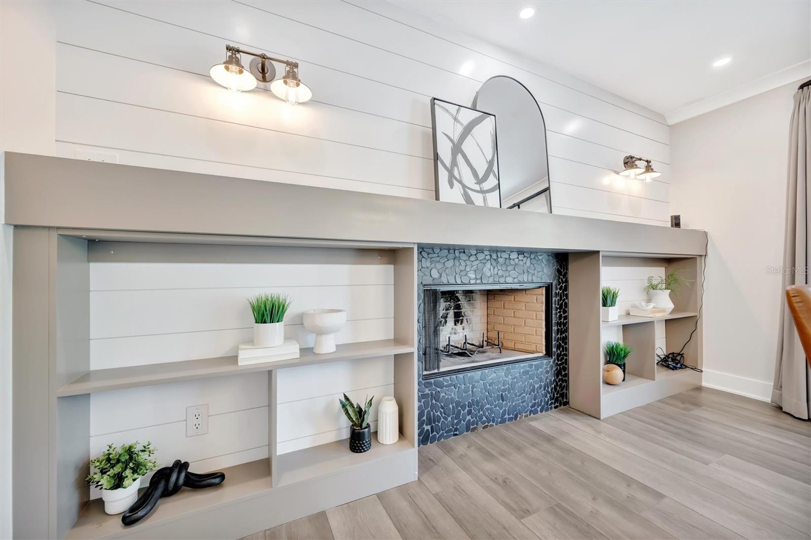 COUNTRY HAVEN LOT 25 - Residential