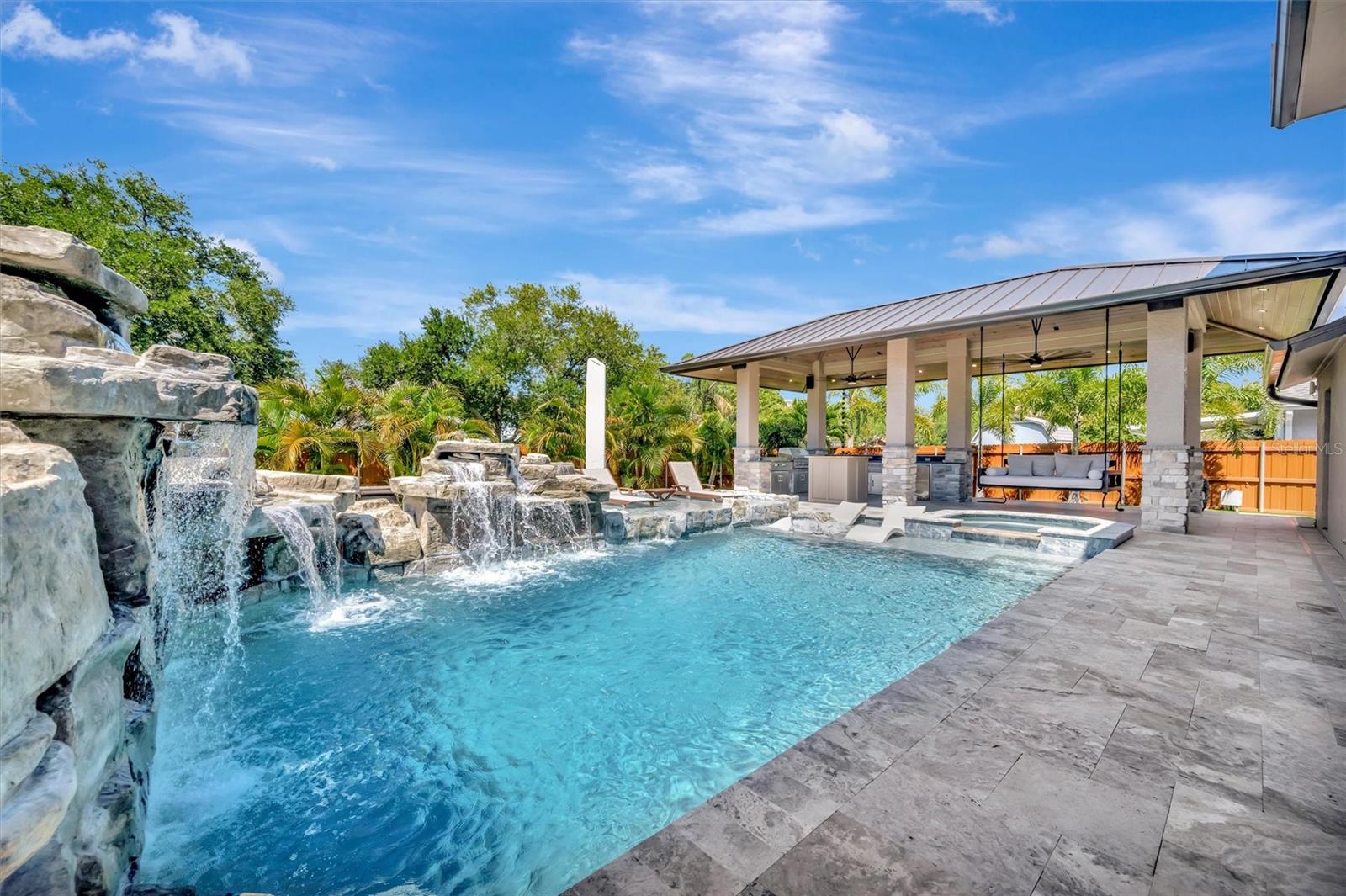 5841 106TH TERRACE N