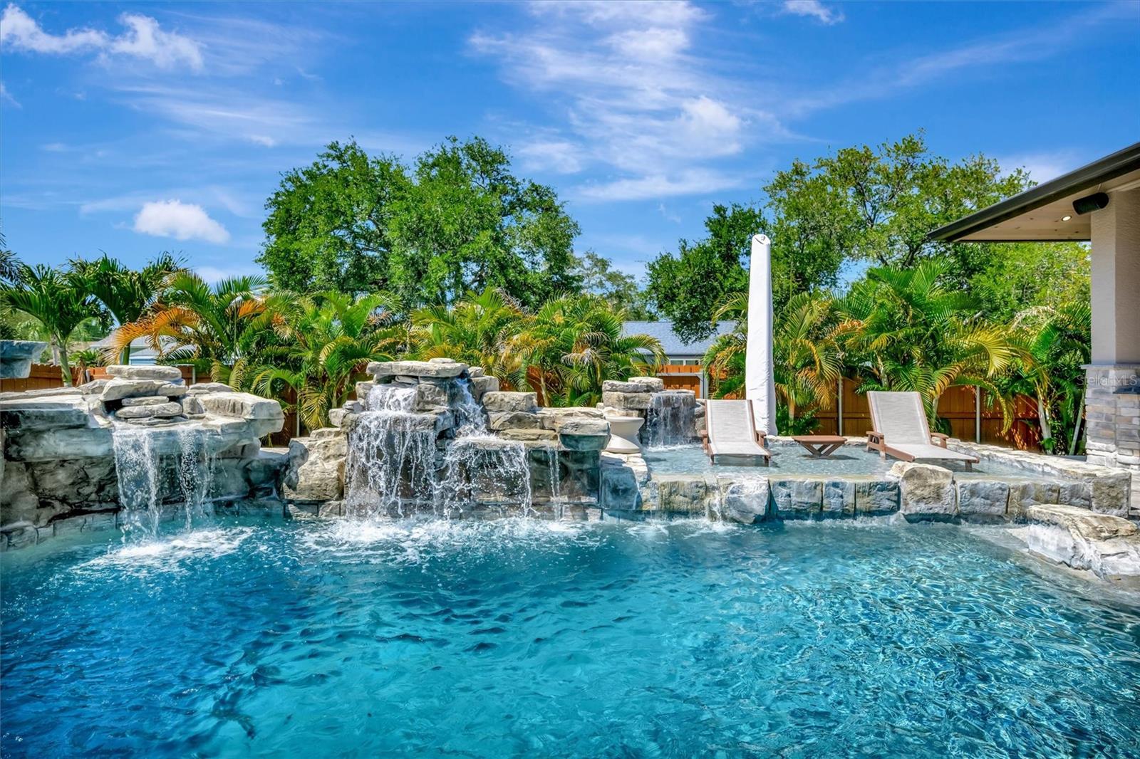 COUNTRY HAVEN LOT 25 - Residential