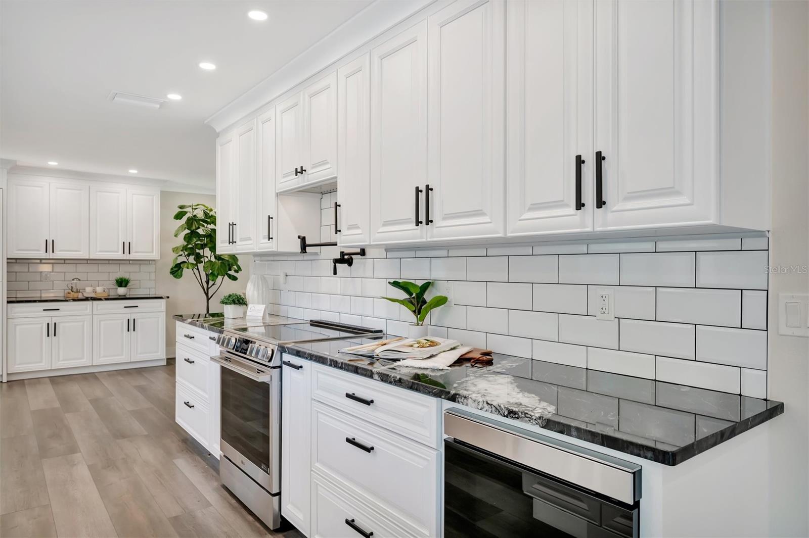 COUNTRY HAVEN LOT 25 - Residential