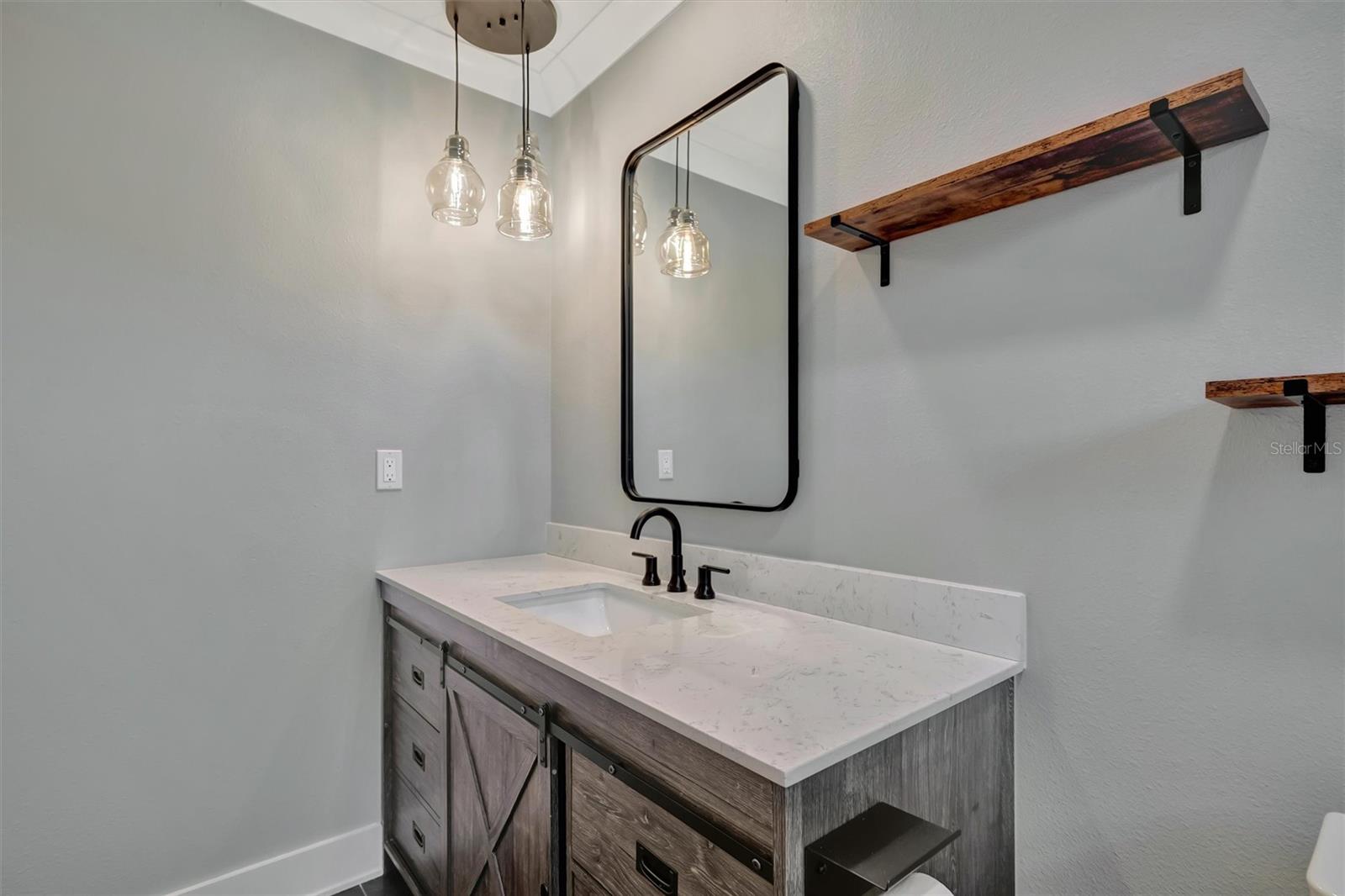 COUNTRY HAVEN LOT 25 - Residential