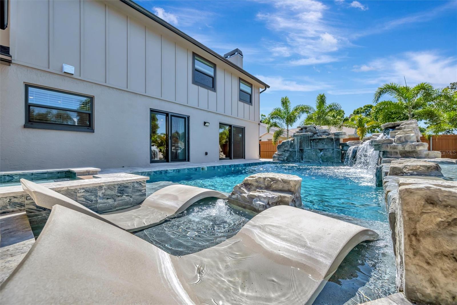 COUNTRY HAVEN LOT 25 - Residential