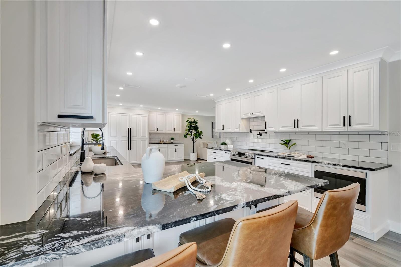 COUNTRY HAVEN LOT 25 - Residential