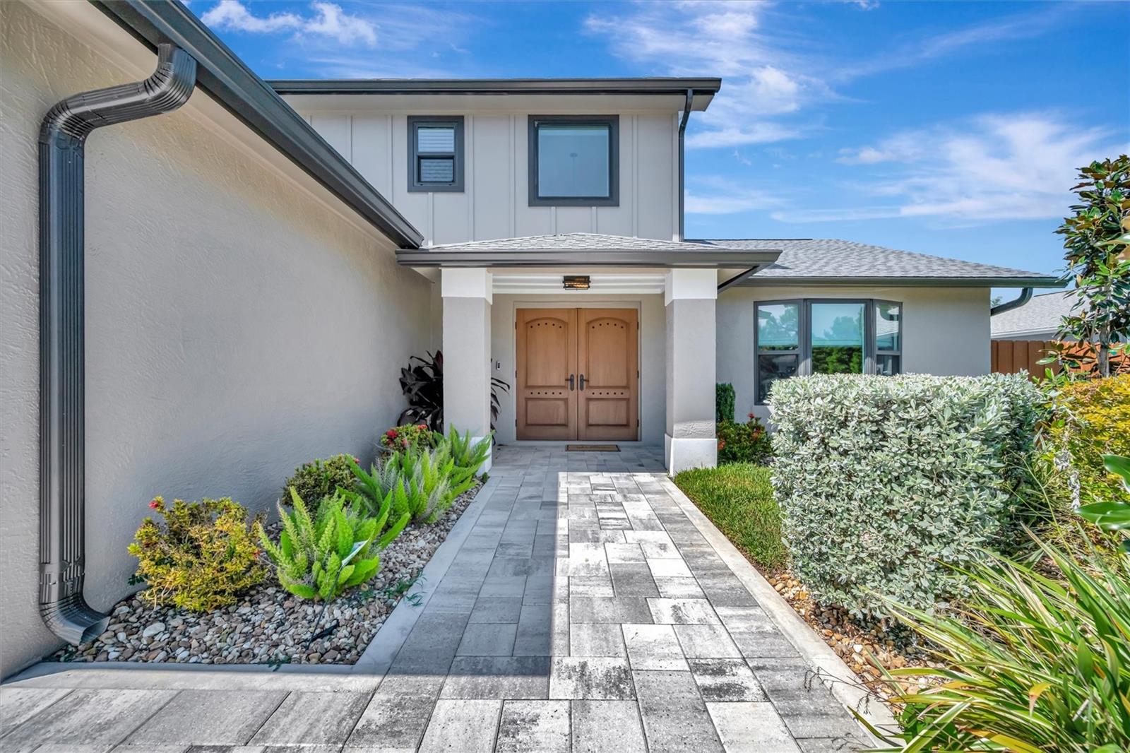 5841 106TH TERRACE N