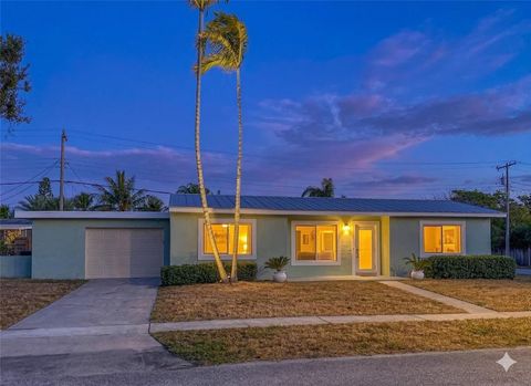 Photo of 1402 Lee Court, Lake Worth, FL 33461 (MLS # O6388783)