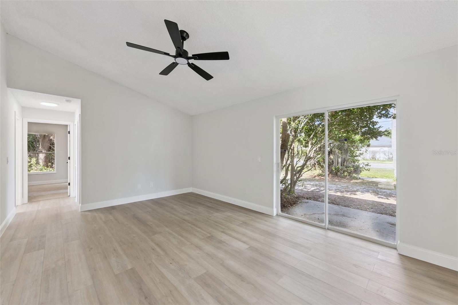 PALM POINT - Residential