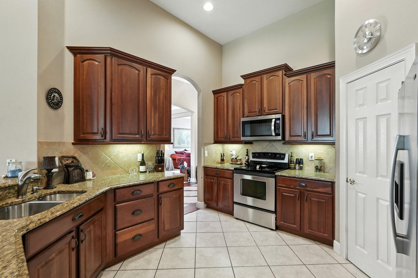 LAKE FOREST SEC 14 - Residential