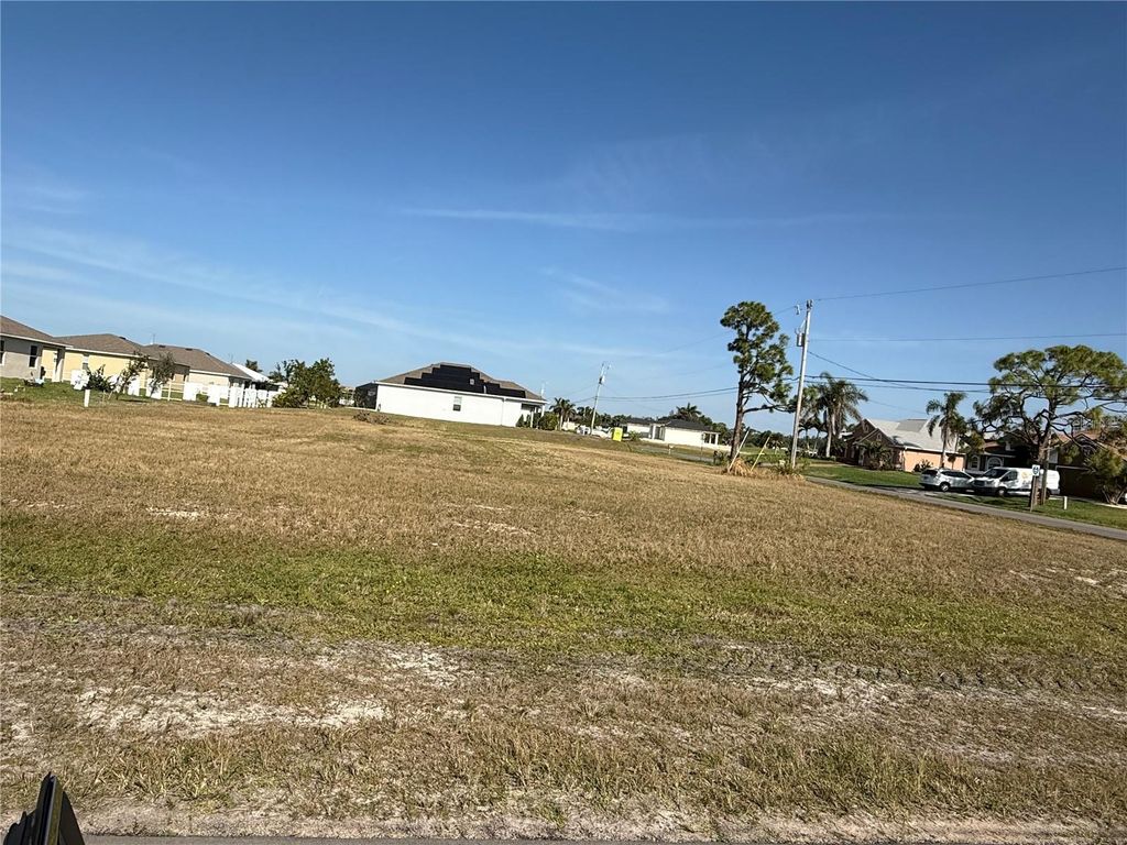 Photo of 1425 NW 31st Place, Cape Coral, FL 33993 (MLS # C7502758)